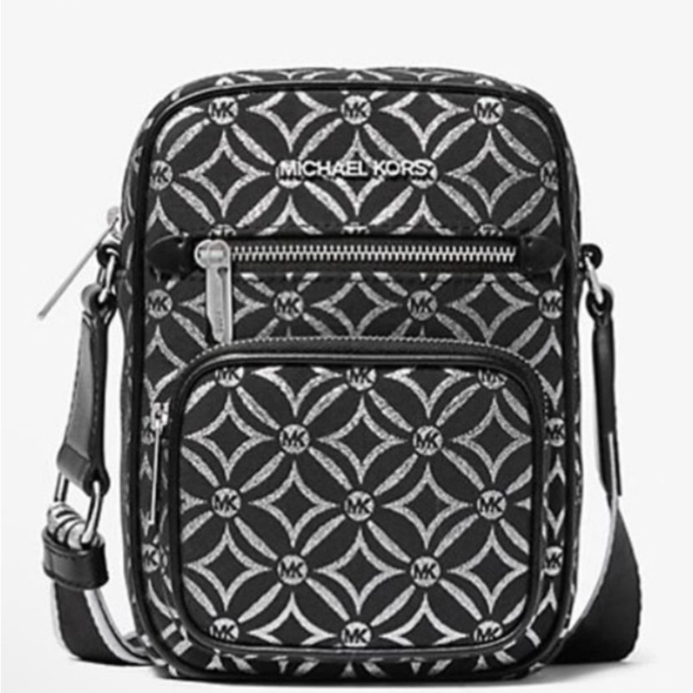 Michael Kors NWT Jet Set black and silver crossbody with guitar strap, NWT